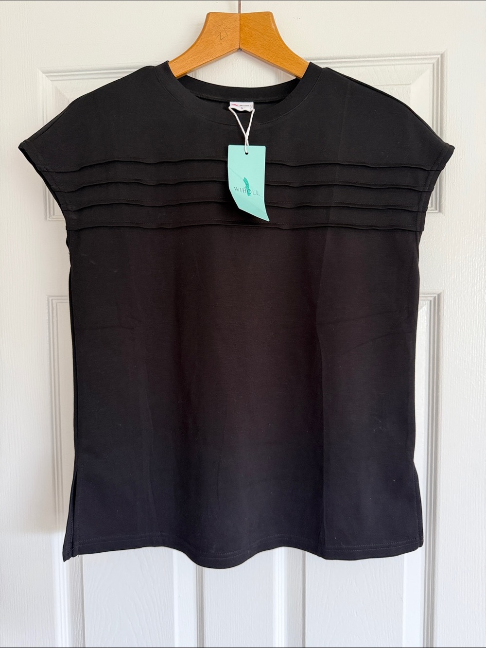 NWT Wiholl Black Pleated Yoke Short Sleeve Tee